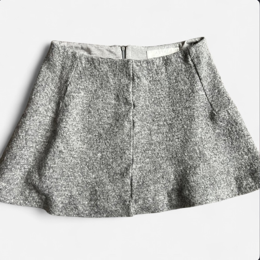 ASTR The Label Contemporary A Line Grey Mini SkirtSize medium